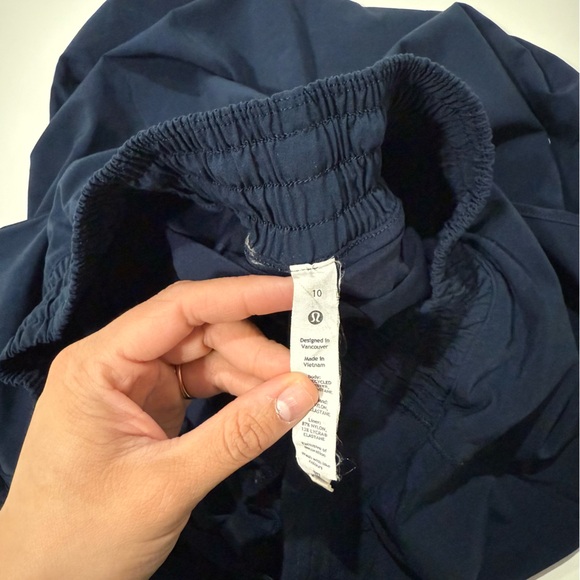 Lululemon Hotty Hot High-Rise Skirt *Long Size 10 - Picture 5 of 8